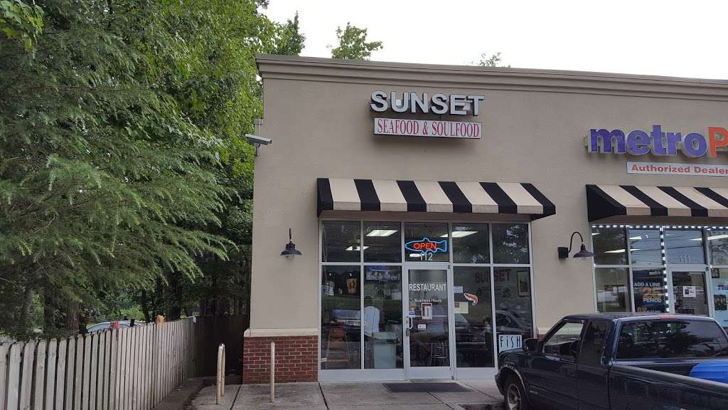 Sunset Soul Food | 5009 Beatties Ford Rd #112, Charlotte, NC 28216, USA | Phone: (704) 919-1701