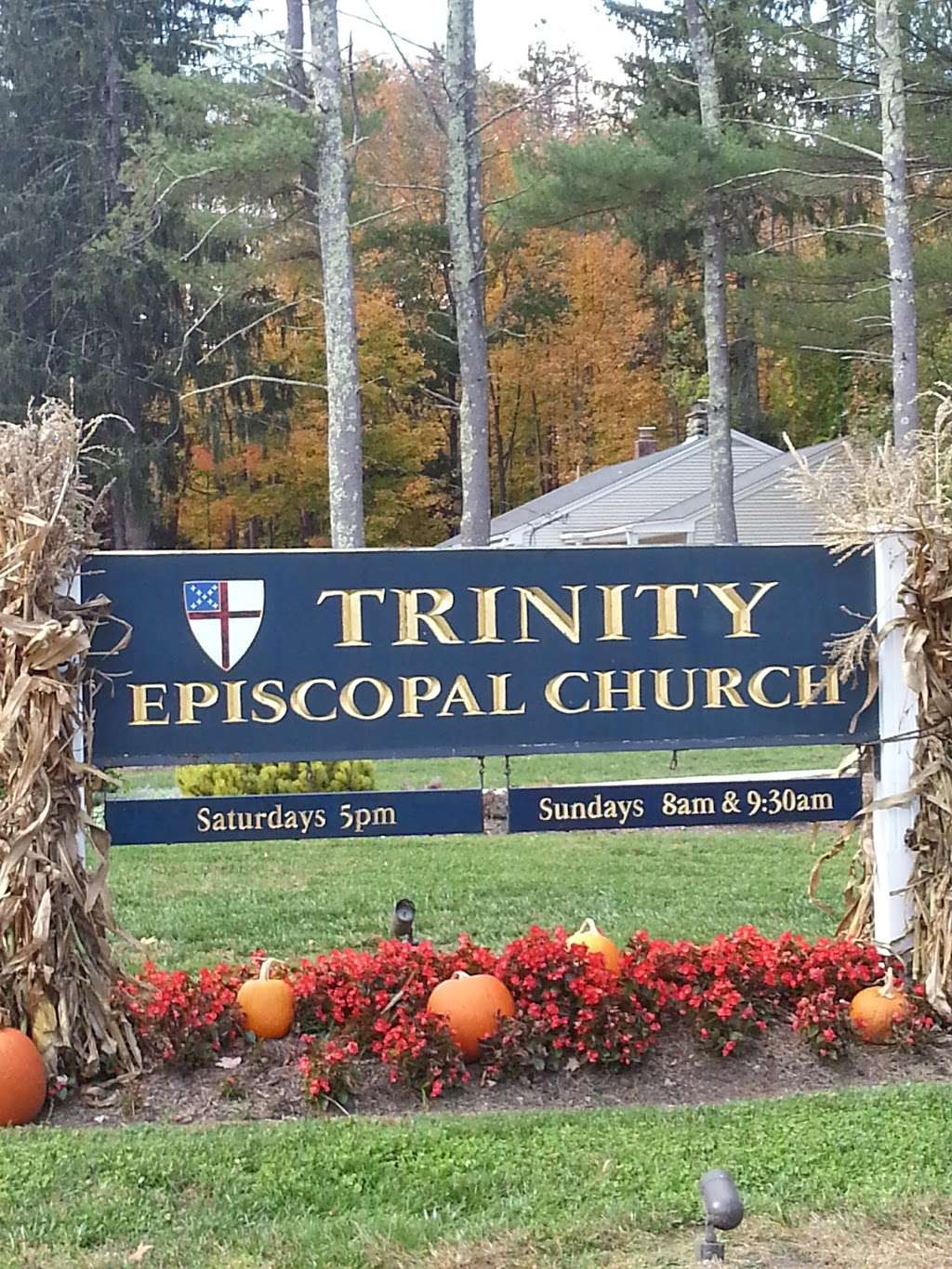 Trinity Episcopal Church | 249 Danielson Pike, North Scituate, RI 02857, USA