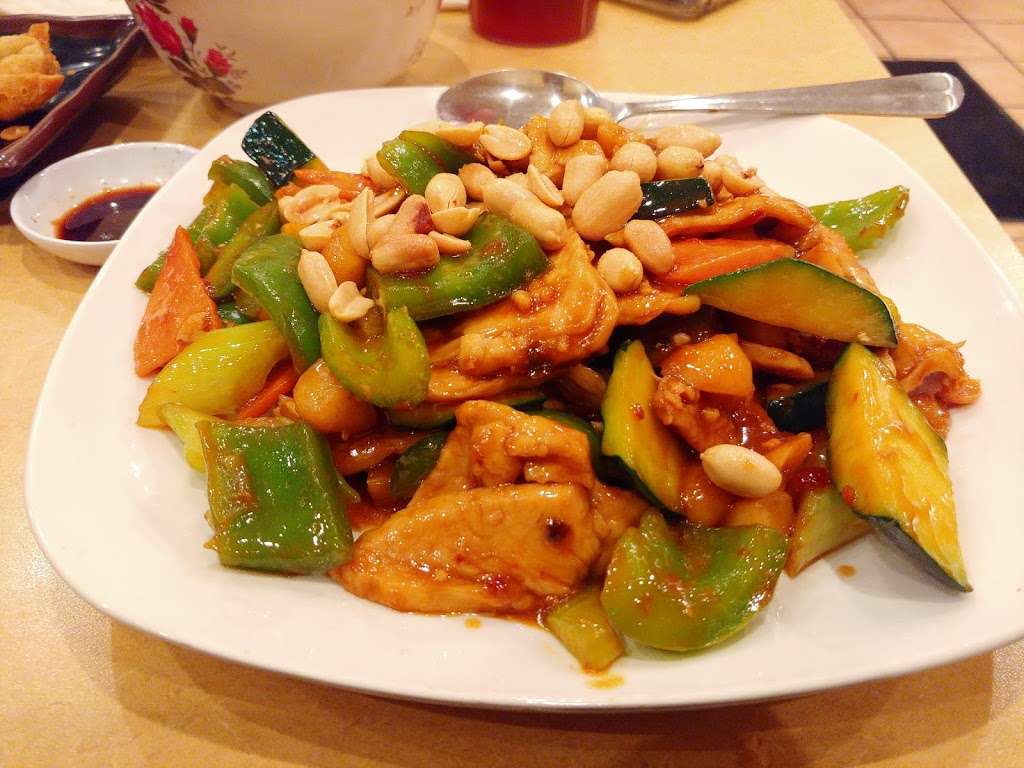 Little Dumpling | 6430 Sky Pointe Dr, Las Vegas, NV 89131, USA | Phone: (702) 251-9828