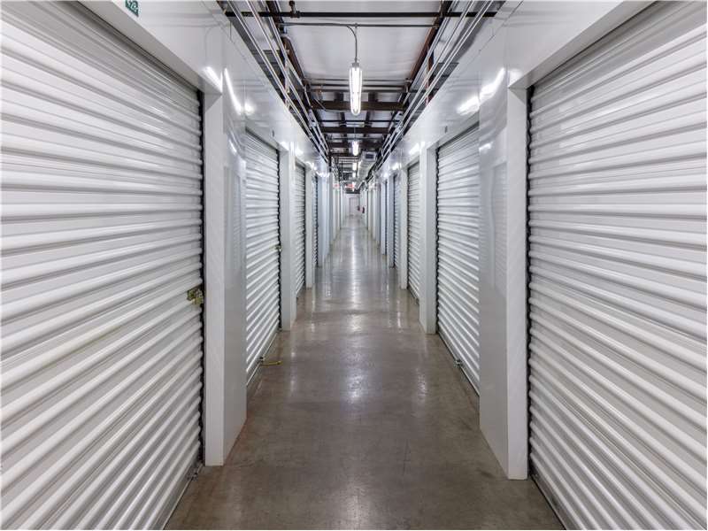 Extra Space Storage | 281 Indian Head Rd, Kings Park, NY 11754, USA | Phone: (631) 544-0200