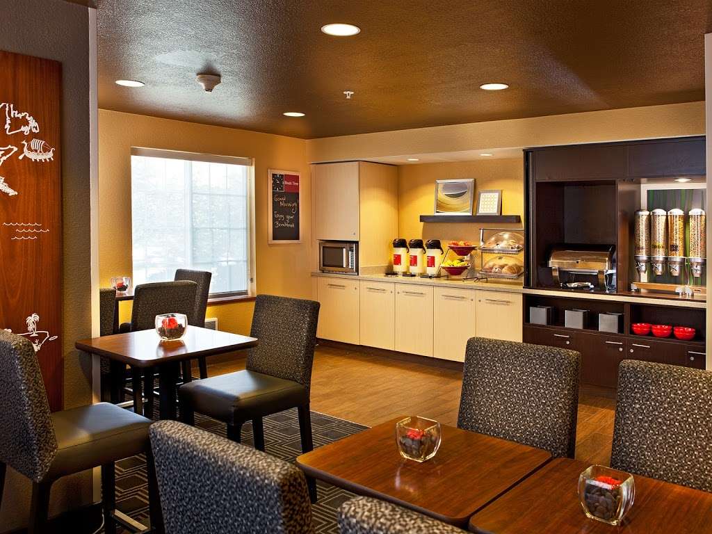 TownePlace Suites by Marriott Denver Southwest/Littleton | 10902 W Toller Dr, Littleton, CO 80127, USA | Phone: (303) 972-0555