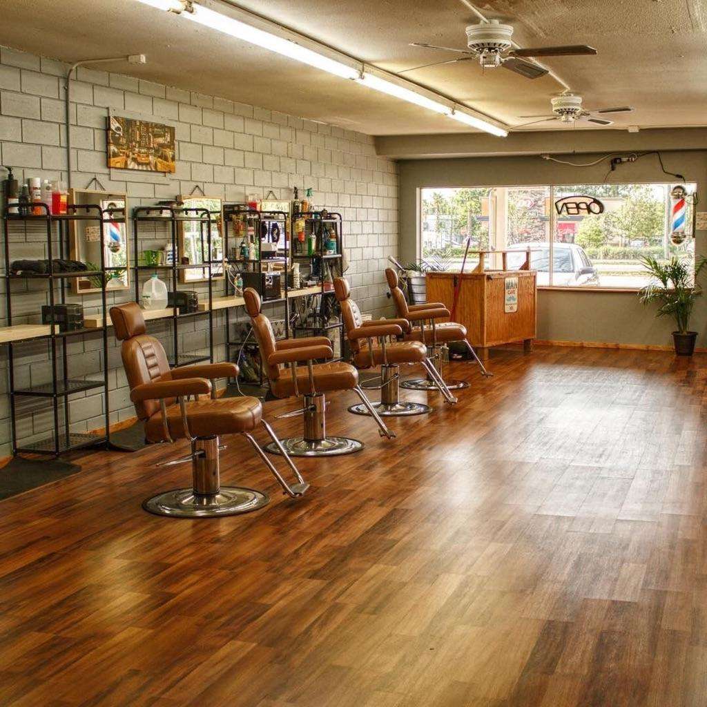 Speak EZ Barber Shop | 2457, 534 E International Speedway Blvd, DeLand, FL 32724, USA | Phone: (386) 338-7582