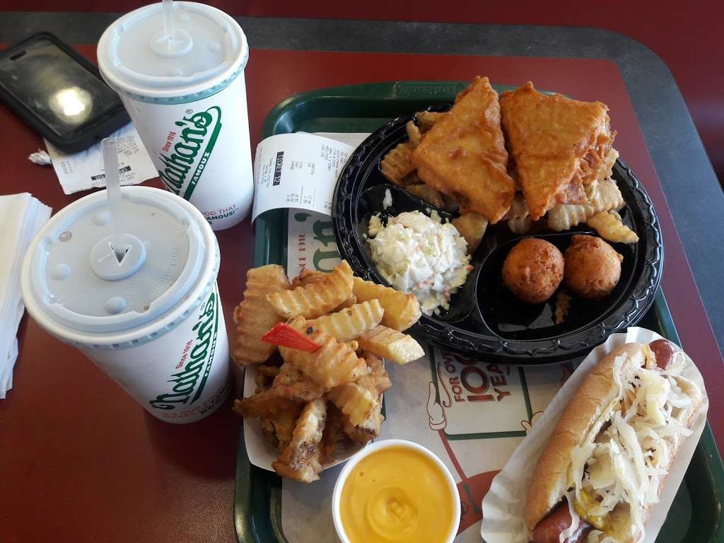 Nathans Famous | 2290 Central Park Ave, Yonkers, NY 10710, USA | Phone: (914) 779-0700