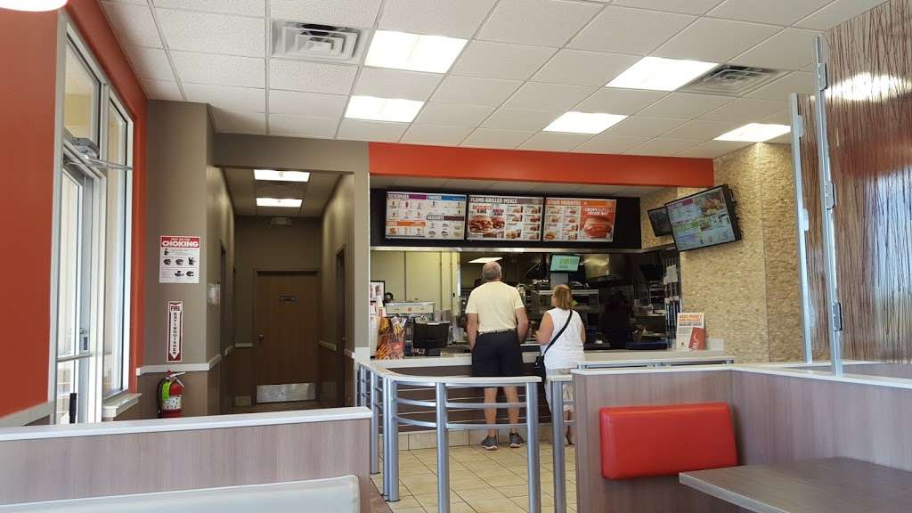 Burger King | 1237 North Nc 16 Highway, Conover, NC 28613, USA | Phone: (828) 464-3583