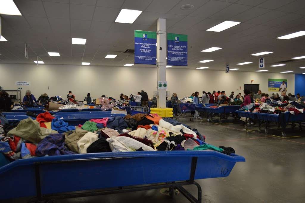 Goodwill Outlet & Recycling Center | 1800 N Corrington Ave, Kansas City, MO 64120, USA | Phone: (816) 743-7660