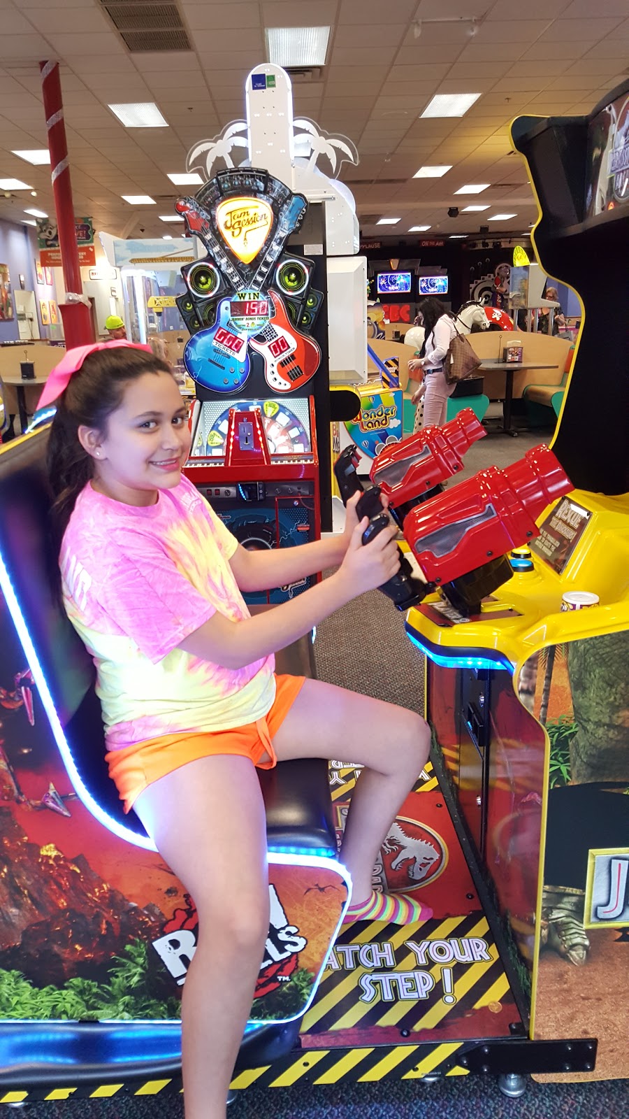 Chuck E. Cheeses | 16790 Interstate 45 South, Conroe, TX 77385, USA | Phone: (936) 271-1550