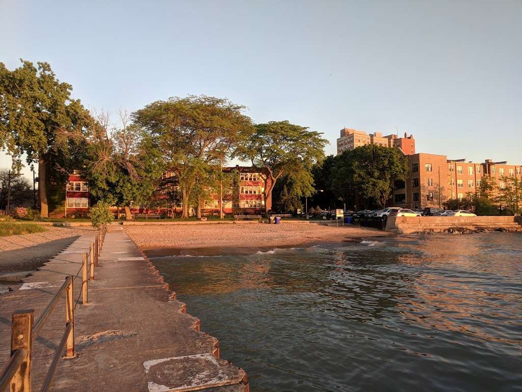 Marion Mahony Griffin Beach Park | 1208 W Jarvis Ave, Chicago, IL 60626, USA | Phone: (773) 363-2225