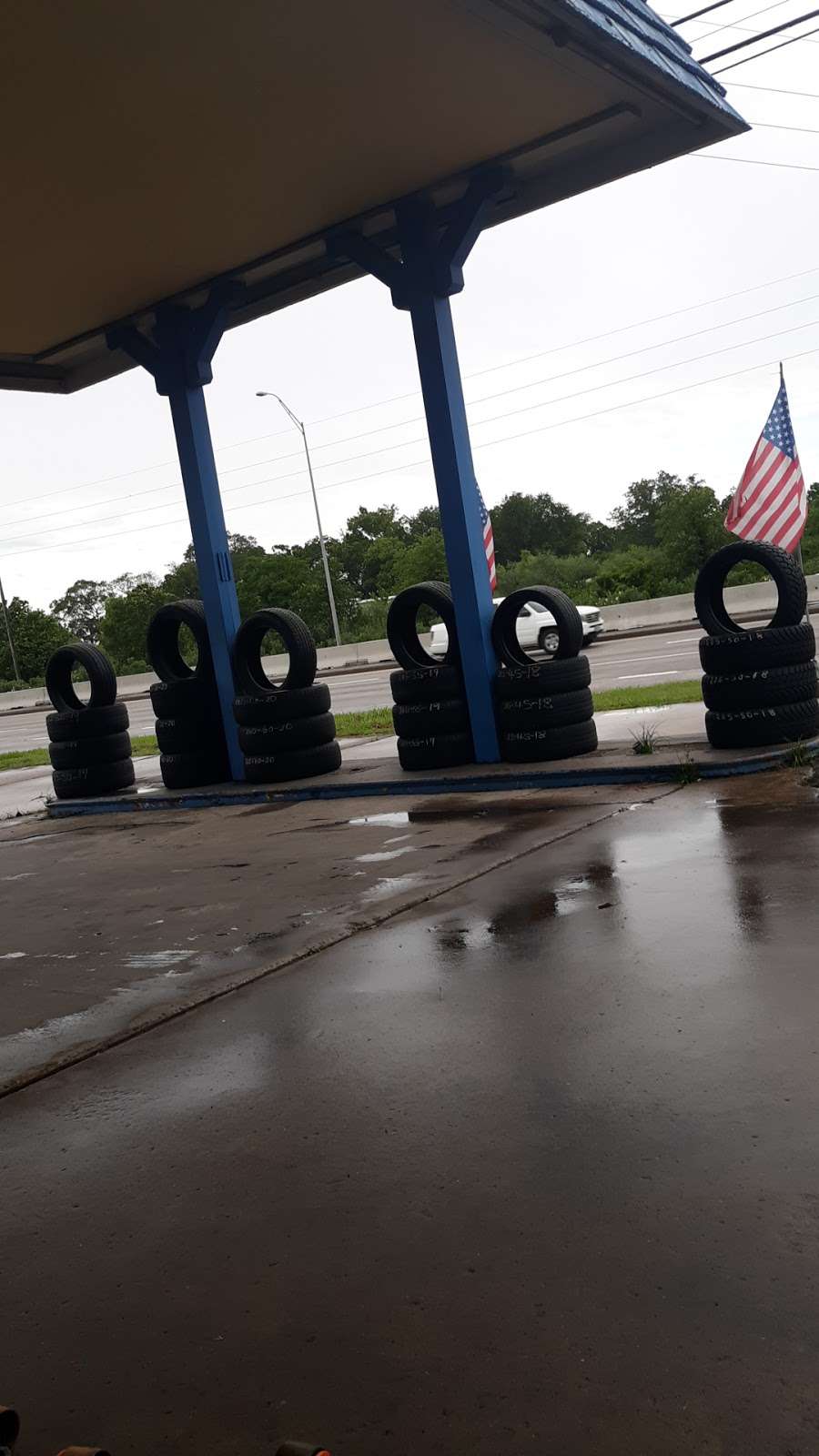 Frank Used Tires | 14241 S Main St, Houston, TX 77035, USA | Phone: (713) 283-7178