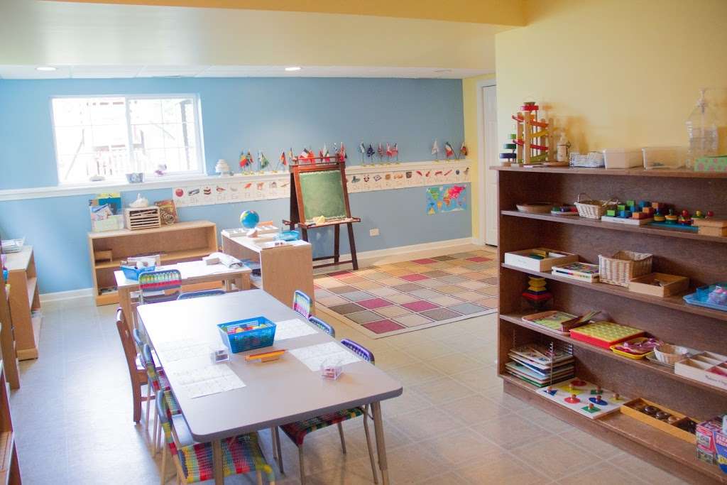 A Childs View Enrichment House Montessori Preschool | 1080 E 4th St, Aurora, IL 60502 | Phone: (630) 673-3943