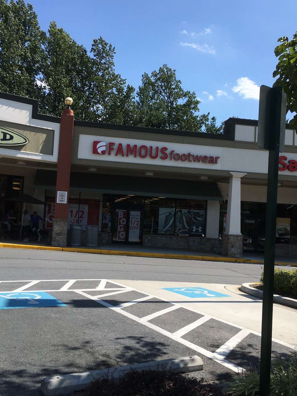 Famous Footwear | 13513 Connecticut Ave, Silver Spring, MD 20906 | Phone: (301) 692-2000