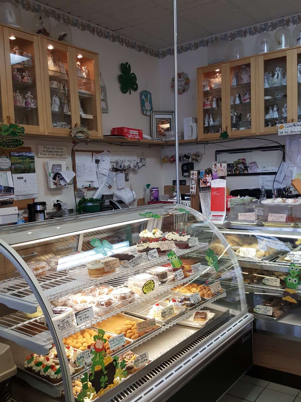 Hf Hornberger Bakery | 2217 Galloway Rd, Bensalem, PA 19020, USA | Phone: (215) 244-3258