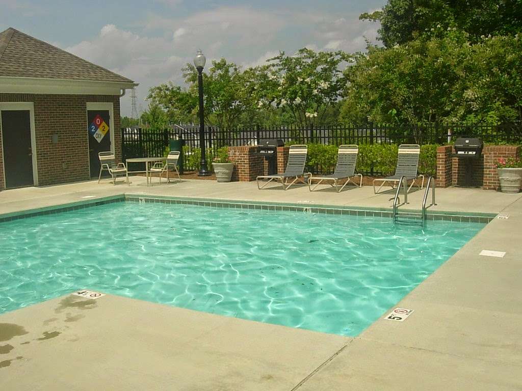 Rivermere Apartments | 3404 Dunn Commons Pkwy, Charlotte, NC 28216, USA | Phone: (704) 971-1786