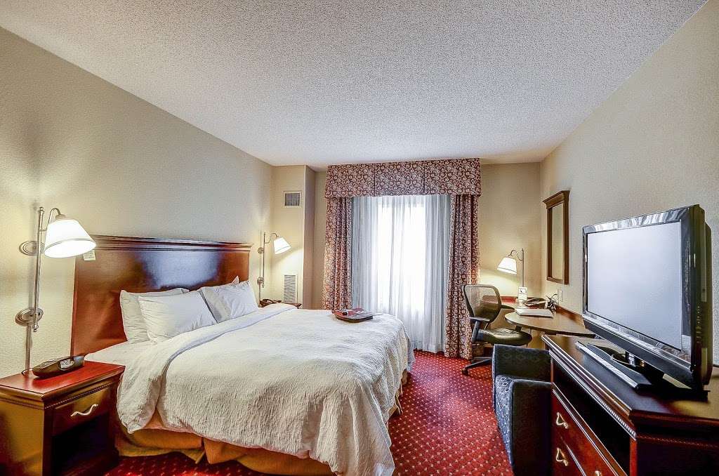 Hampton Inn & Suites Washington-Dulles International Airport | 22700 Holiday Park Dr, Sterling, VA 20166 | Phone: (703) 537-7800