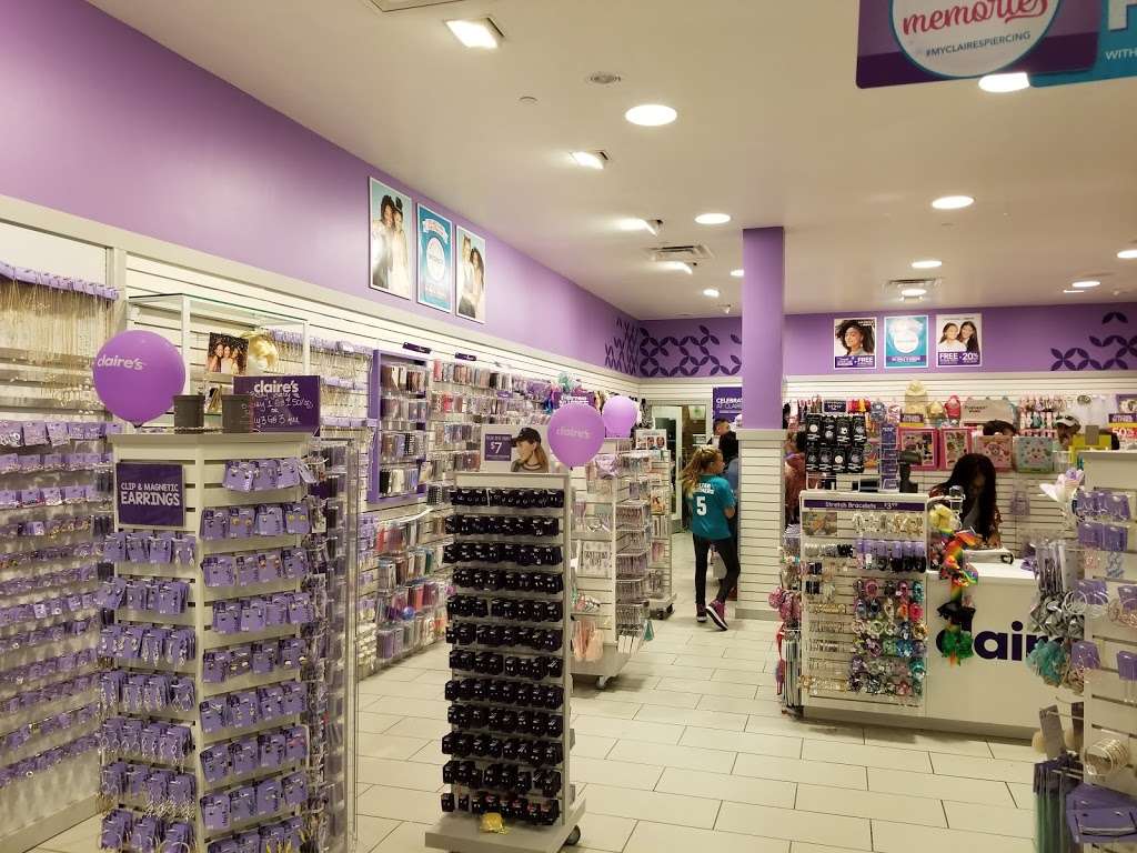 Claires | 3101 PGA Boulevard, Palm Beach Gardens, FL 33410 | Phone: (561) 775-5602