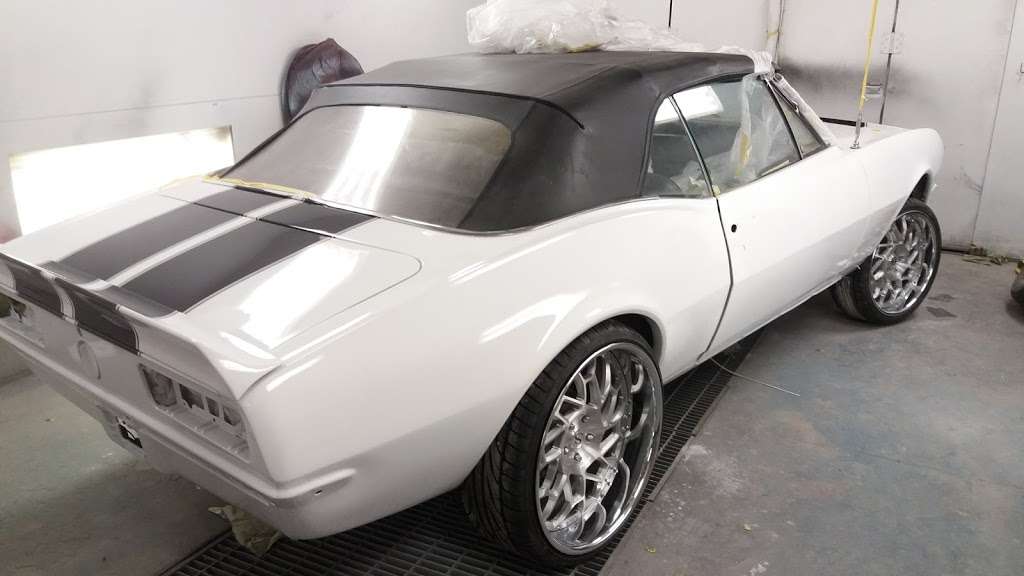 i Garage Auto Body, Classic Car Restoration, LS SWAPS, LS Tuning | 105 W Cambridge St, Fredericksburg, VA 22405, USA | Phone: (540) 479-6570