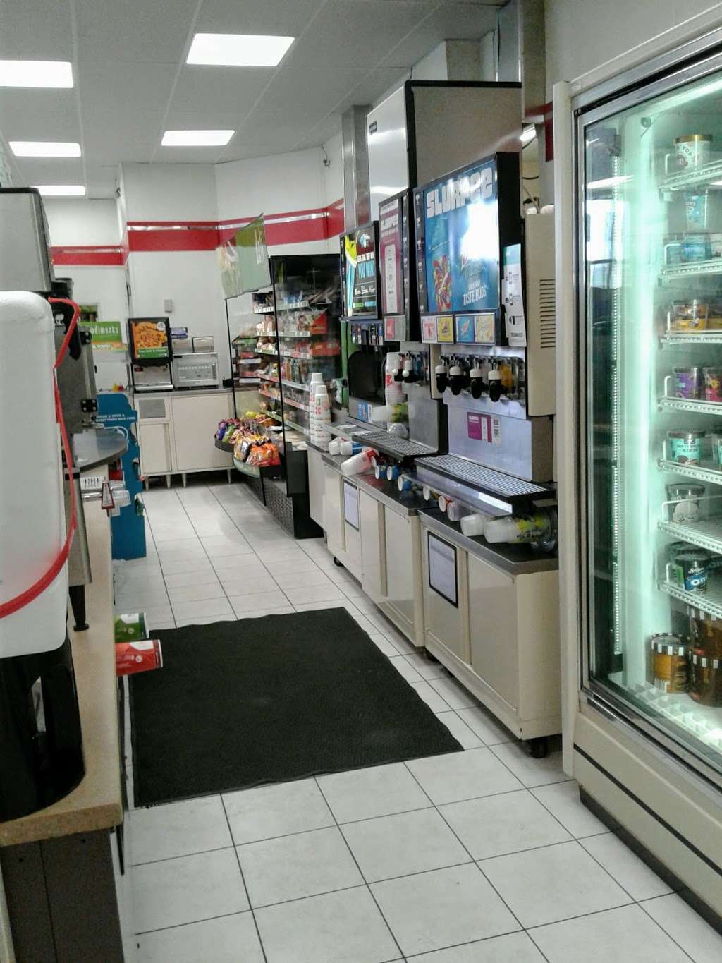 7-Eleven | 2000 N Shenandoah Ave, Front Royal, VA 22630 | Phone: (540) 631-7237