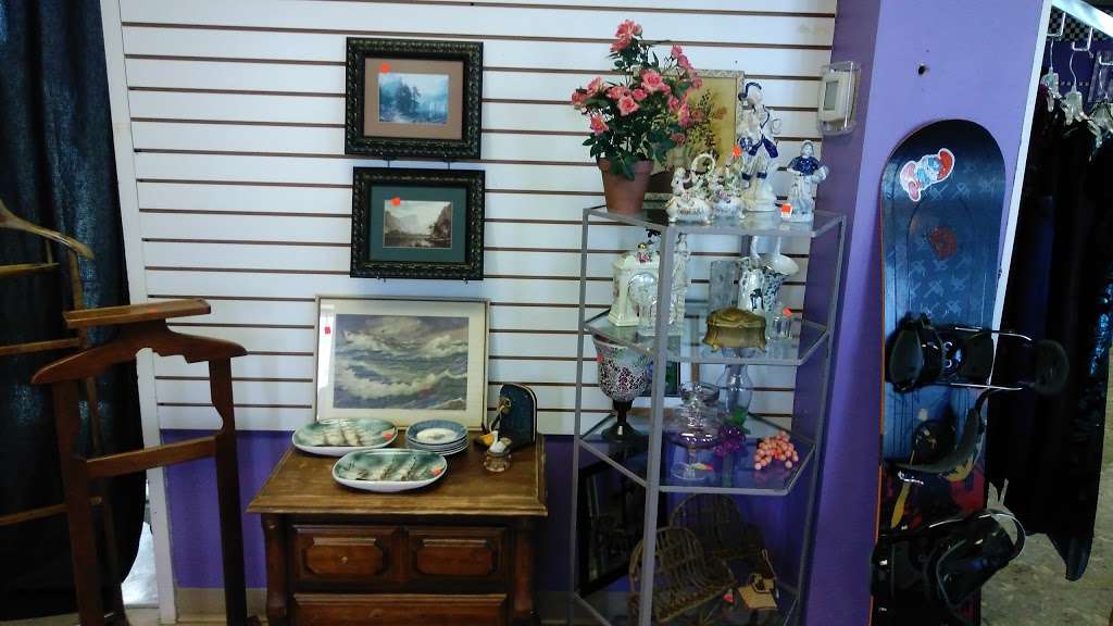 Purple Ribbon - The Thrift Store | 360 US-70, Hickory, NC 28602, USA | Phone: (828) 322-3423