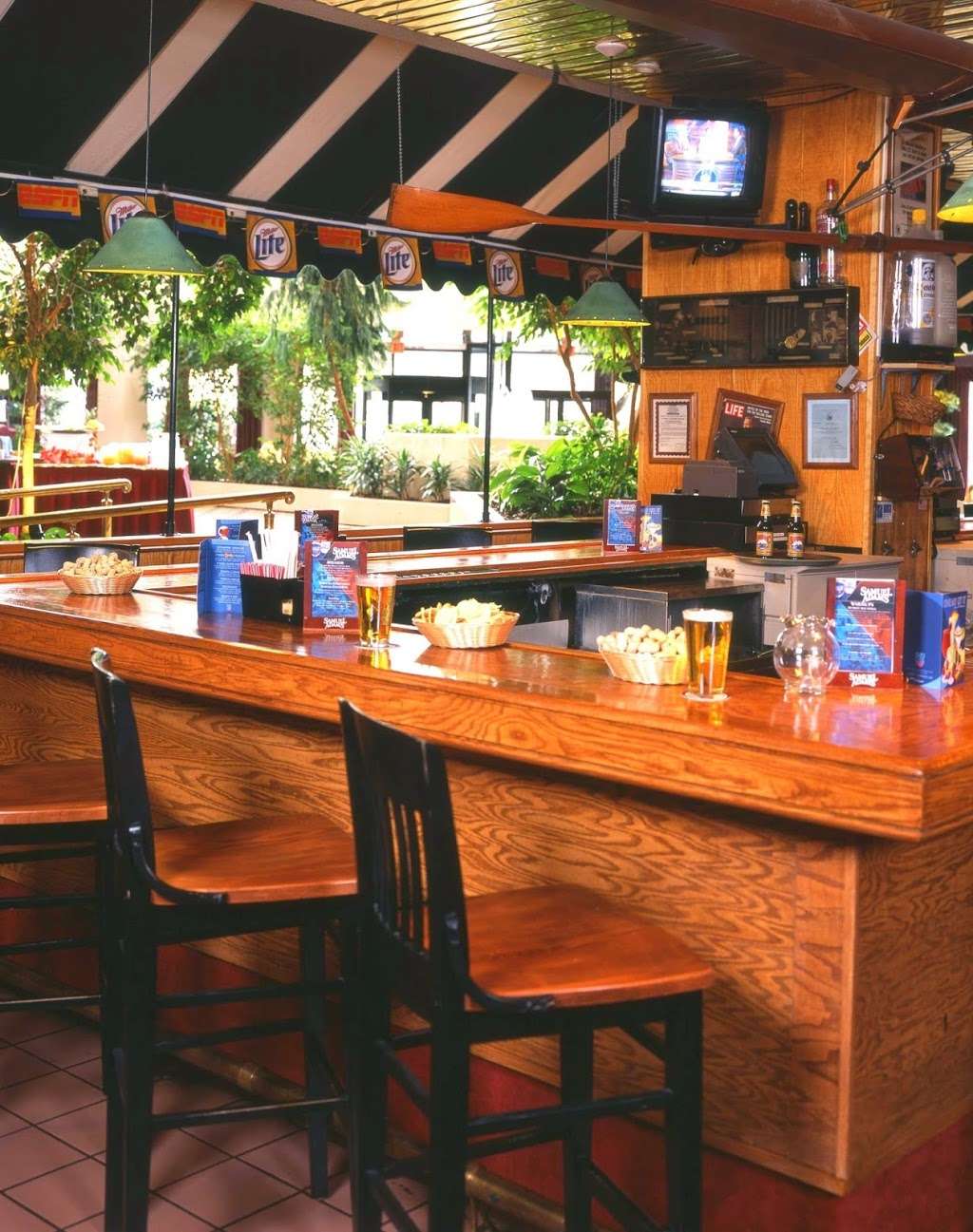 All-Star Bar & Grill | 181 Boston Post Rd W, Marlborough, MA 01752, USA | Phone: (508) 303-1783