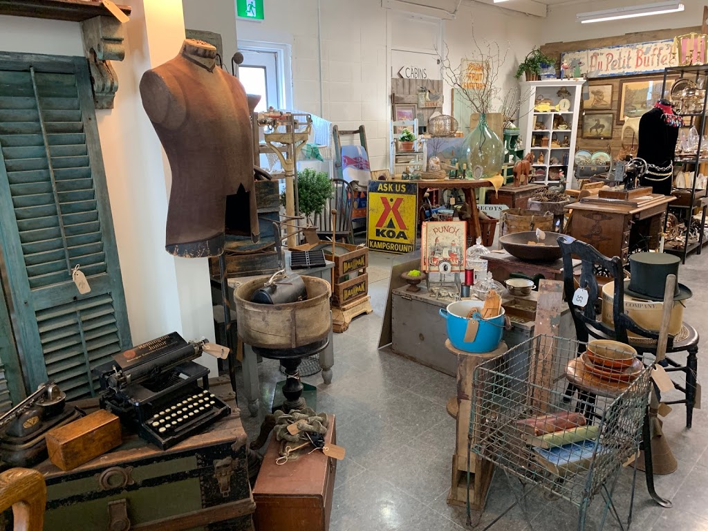 Beach Town Antiques | 3822 Dominion Rd, Ridgeway, ON L0S 1N0, Canada | Phone: (905) 353-7502