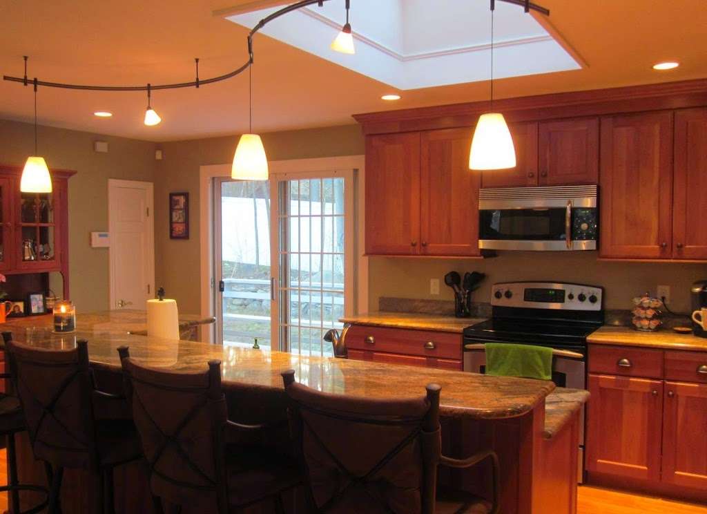 Comfort Kitchens of New Hampshire | 127 Rockingham Rd, Derry, NH 03038 | Phone: (603) 437-5599