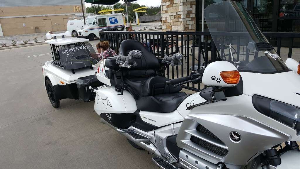 Starbucks | 2560 TX-96, League City, TX 77573, USA | Phone: (281) 334-6561