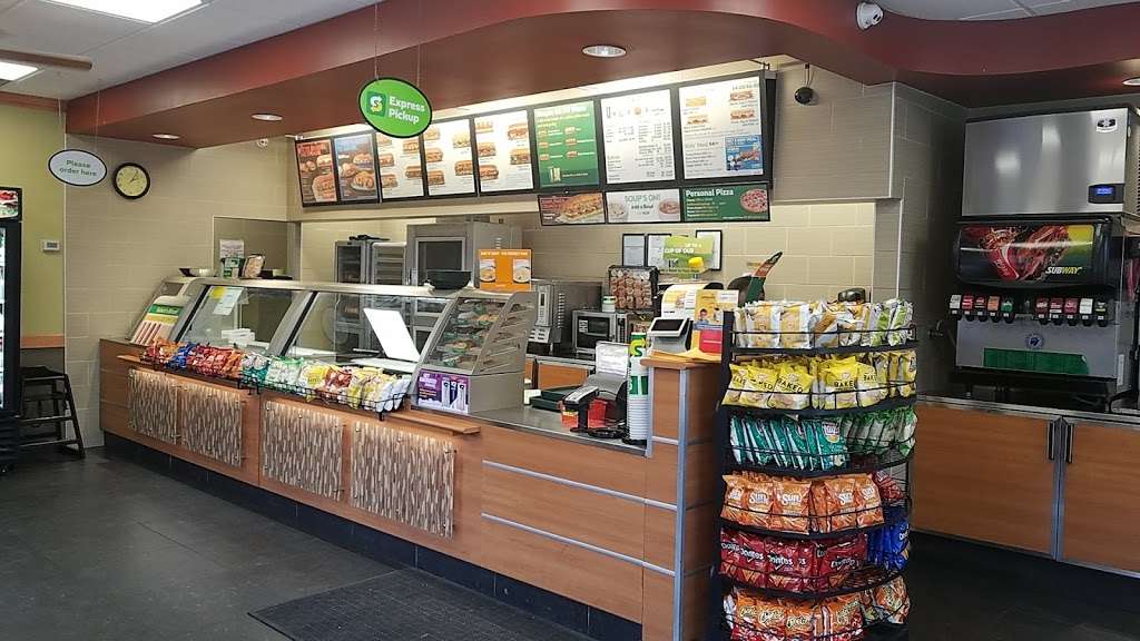 Subway | 3333 W Belmont Ave, Chicago, IL 60618, USA | Phone: (773) 478-8382