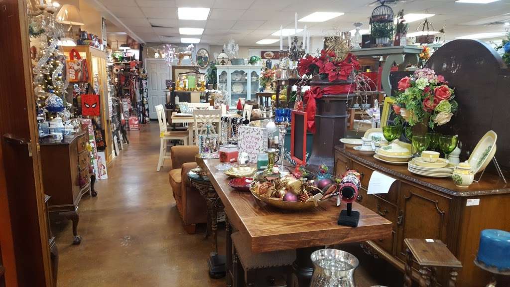 Antiques Decor & More | 8380 Spencer Hwy, La Porte, TX 77571, USA | Phone: (281) 478-4044