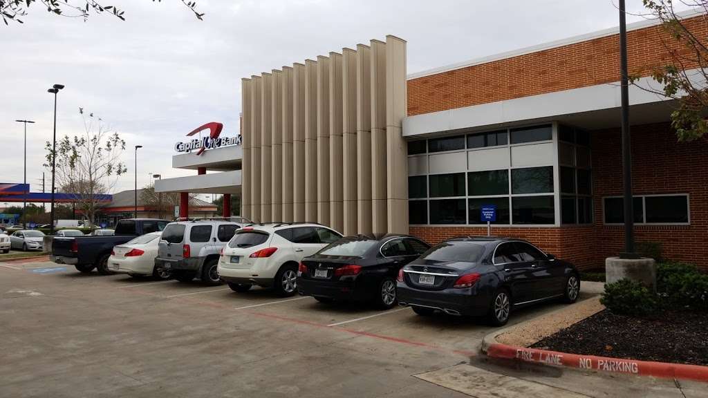 Capital One Bank | 10515 Broadway St, Pearland, TX 77584, USA | Phone: (281) 606-4005