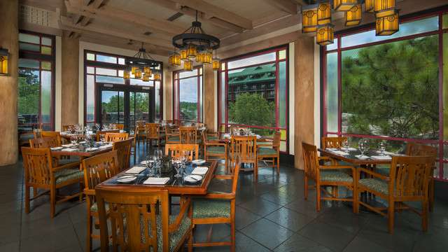 Storybook Dining at Artist Point with Snow White | 901 Timberline Dr, Orlando, FL 32830, USA | Phone: (407) 824-3200