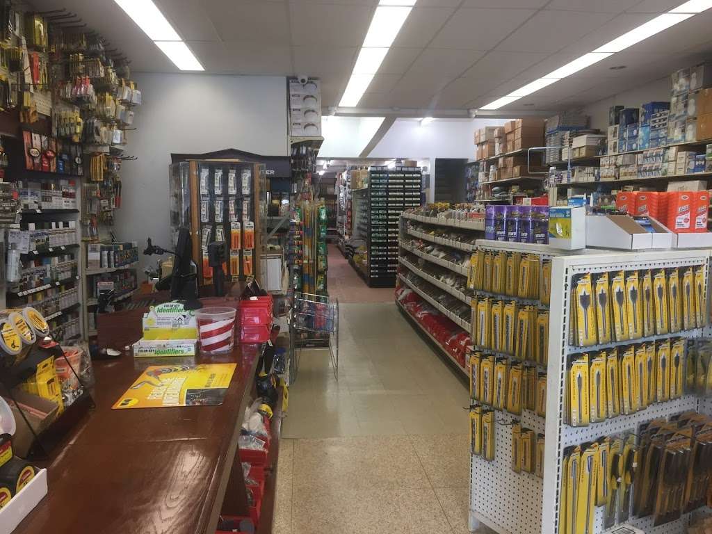 USTR Industrial Supply - Avenue C Hardware | 1085 Avenue C, Bayonne, NJ 07002, USA | Phone: (201) 339-1900