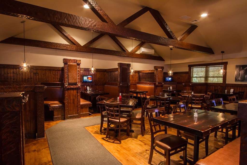 Valley Stables | 588 Ramapo Valley Rd, Oakland, NJ 07436, USA | Phone: (201) 644-0800