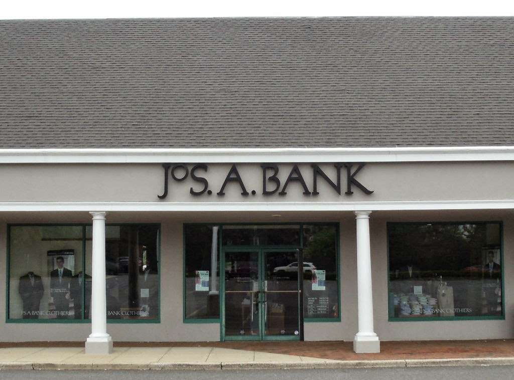 Jos. A. Bank | 8069 Jericho Turnpike, Woodbury, NY 11797, USA | Phone: (516) 692-4423