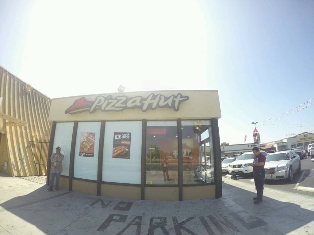 Pizza Hut | 618 W La Palma Ave, Anaheim, CA 92801, USA | Phone: (714) 776-5600