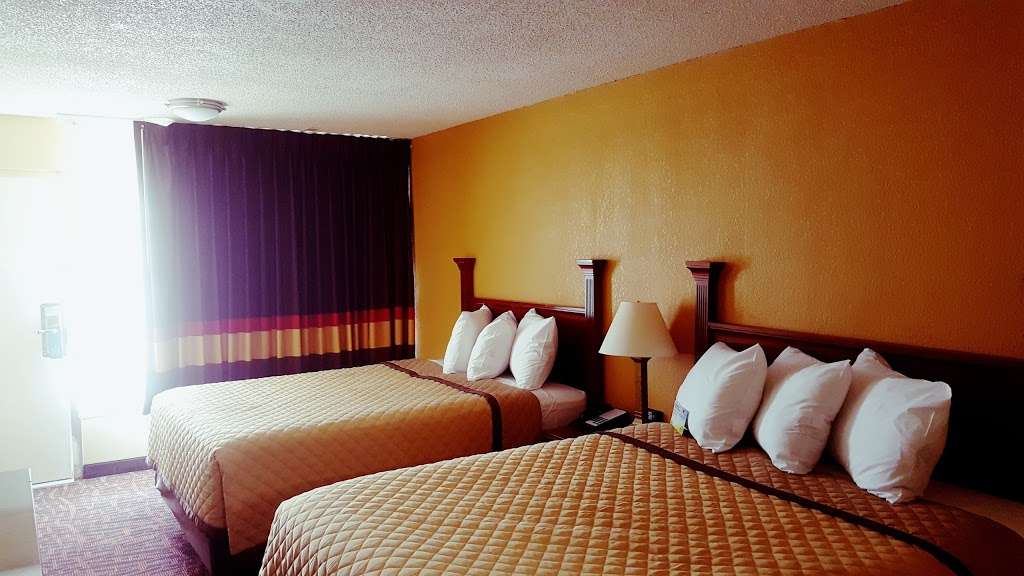 Days Inn by Wyndham Concord | 5125 Davidson Hwy, Concord, NC 28027, USA | Phone: (704) 706-2125