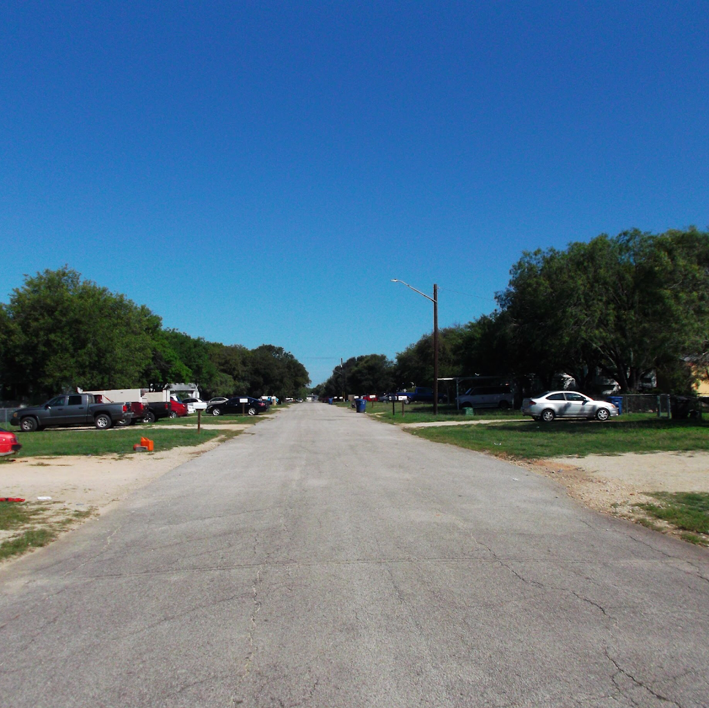 Heidelberg Mobile Home Park | 9607 Heidelberg St, San Antonio, TX 78233, USA | Phone: (210) 264-6475