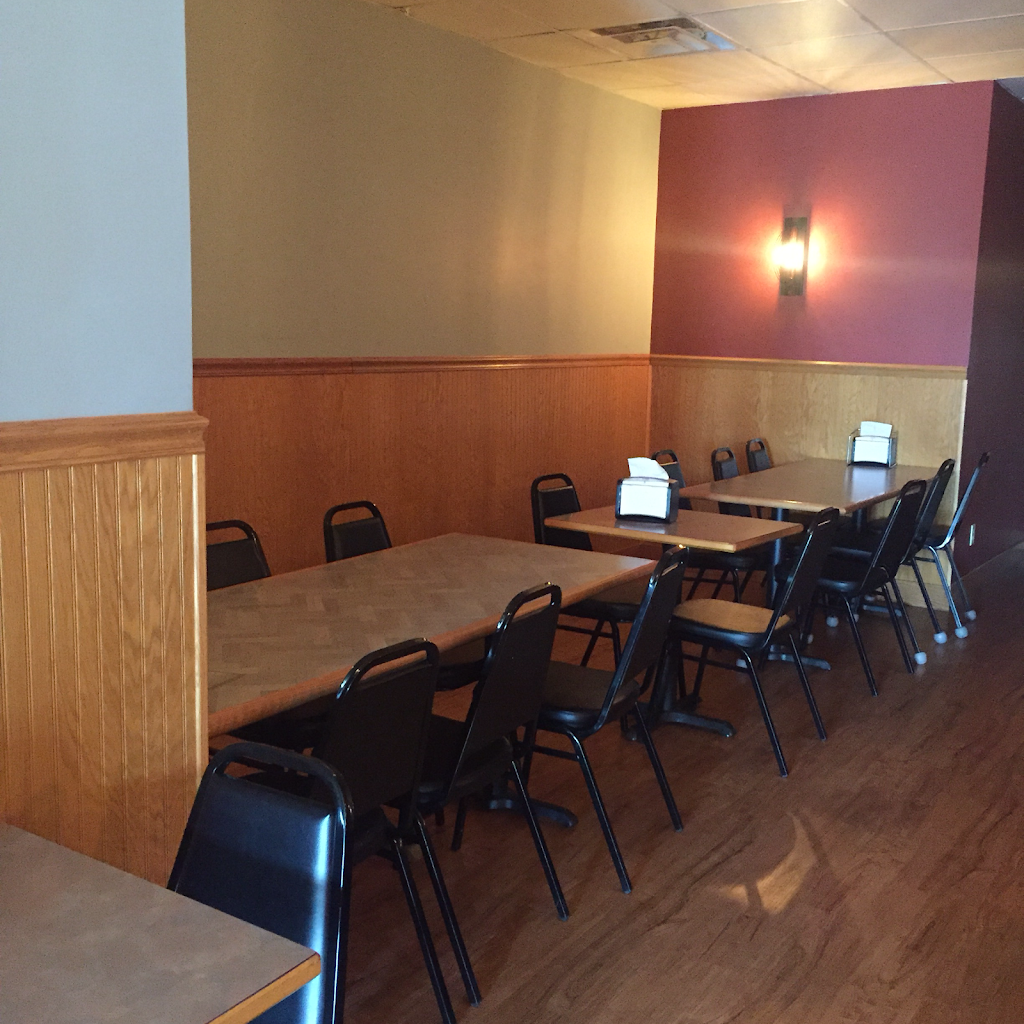 The Pizza Bakery | 110 W 8th St, Horton, KS 66439, USA | Phone: (785) 486-2602