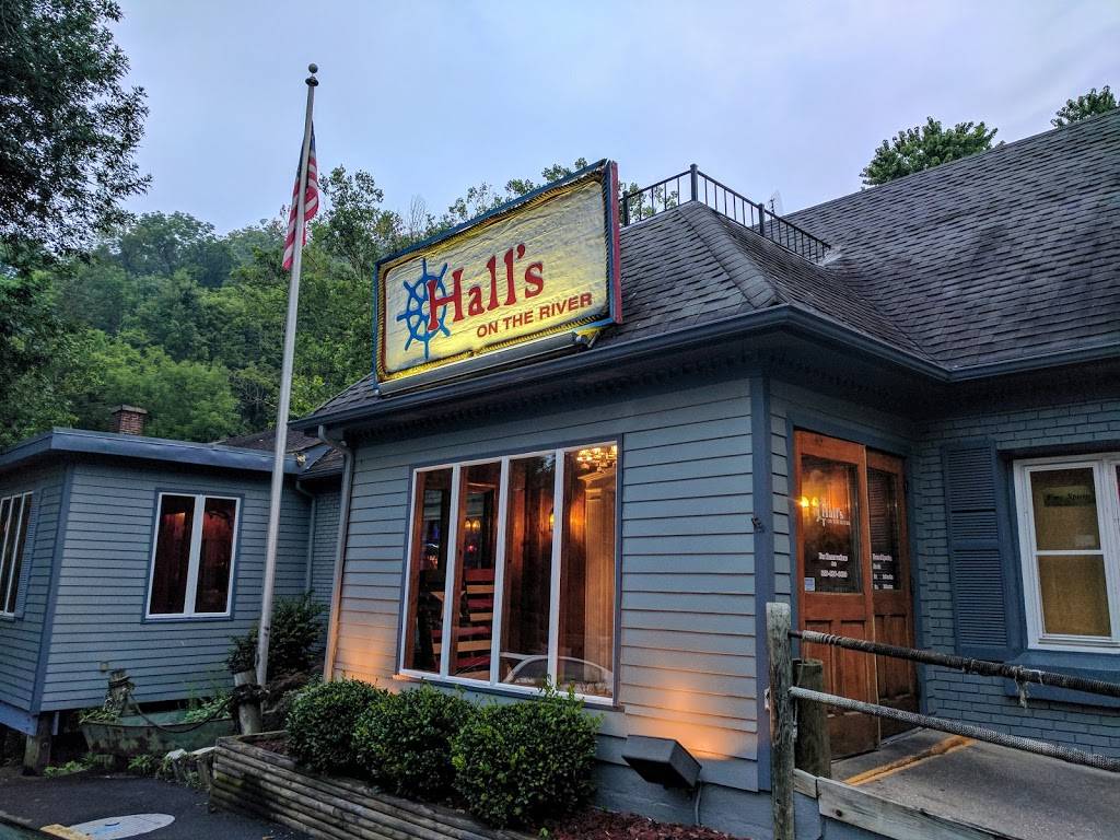 Halls On The River | 1225 Athens Boonesboro Rd, Winchester, KY 40391, USA | Phone: (859) 527-6620