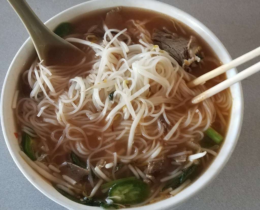 Phở 999 | 6411 Sepulveda Blvd, Van Nuys, CA 91411, USA | Phone: (818) 782-1999