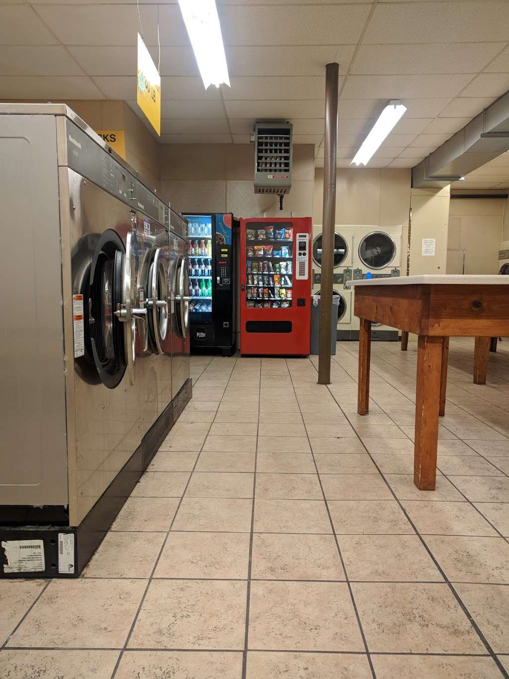 East Eden laundromat | 2111 New Holland Pike, Lancaster, PA 17601, USA