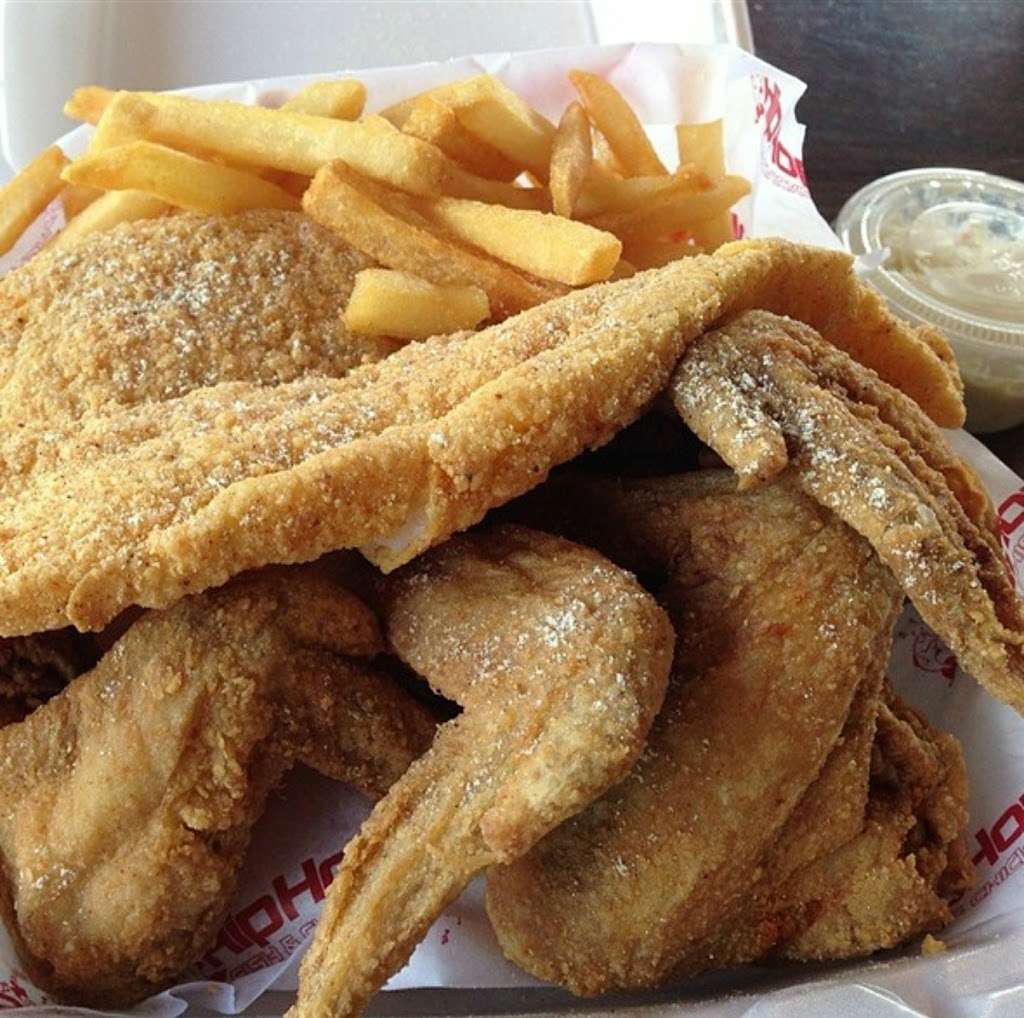 Hip Hop Fish & Chicken | 7600 Old Branch Ave, Clinton, MD 20735, USA | Phone: (301) 868-6666