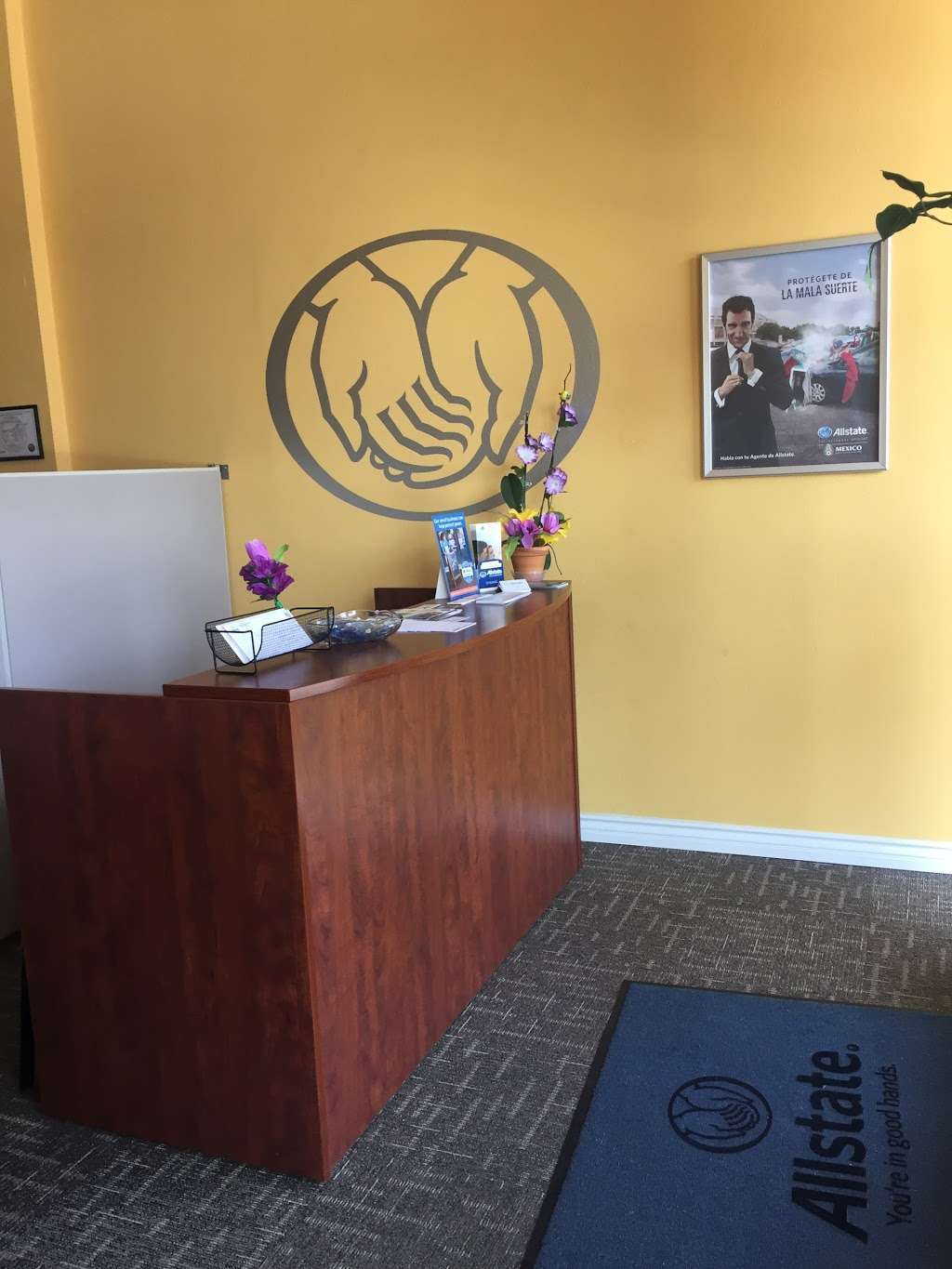 Oscar Navarro: Allstate Insurance | 14834 Whittier Blvd, Whittier, CA 90605, USA | Phone: (562) 696-1700