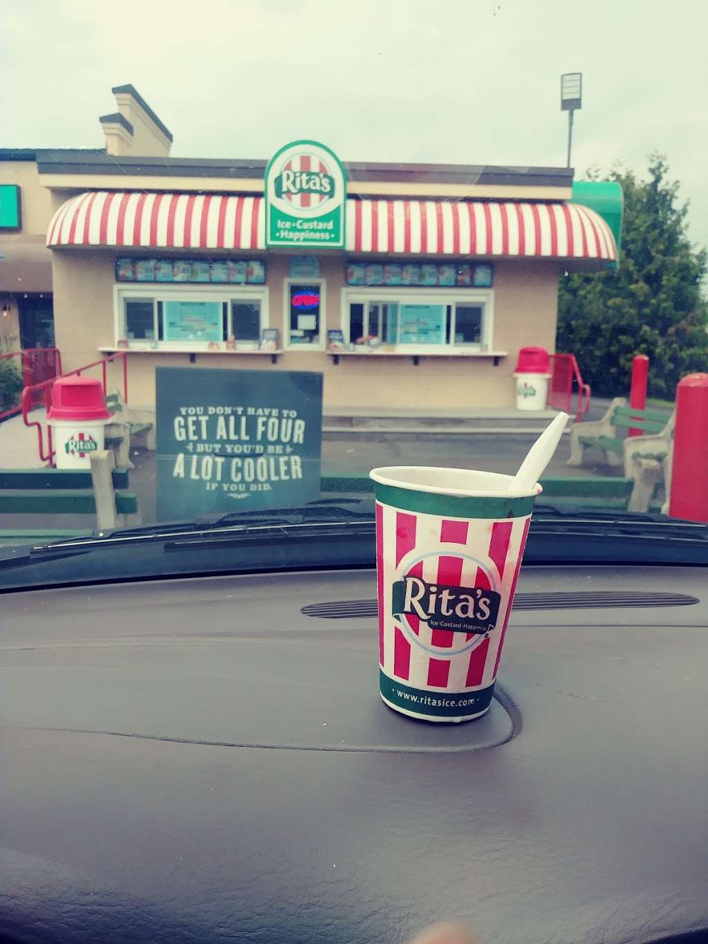 Ritas Italian Ice & Frozen Custard | 450 County Road 519 Unit 450-B, Stewartsville, NJ 08886, USA | Phone: (908) 387-9300