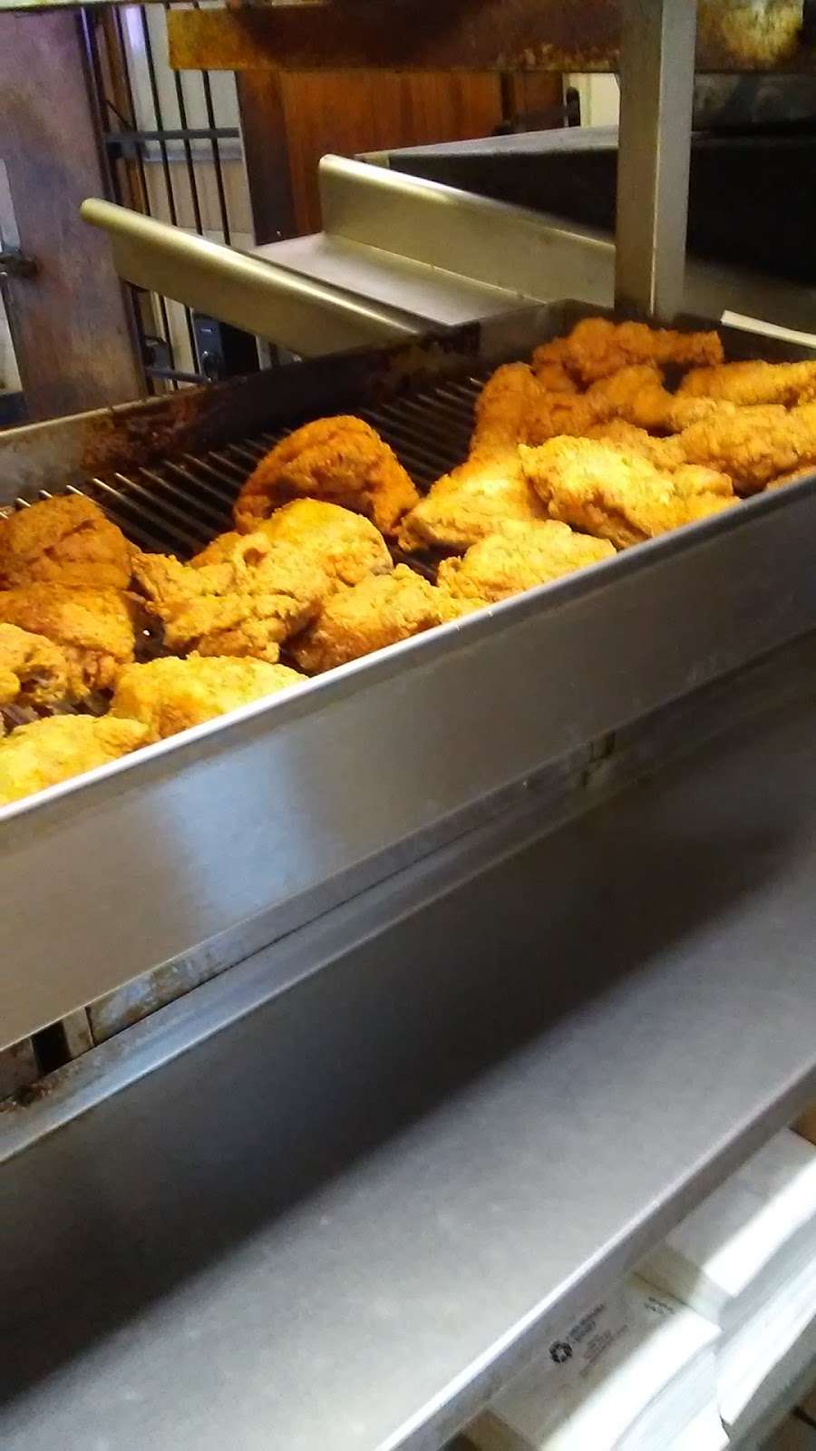 Frencheys Chicken | 5338 W Orem Dr, Houston, TX 77045, USA | Phone: (713) 433-3111