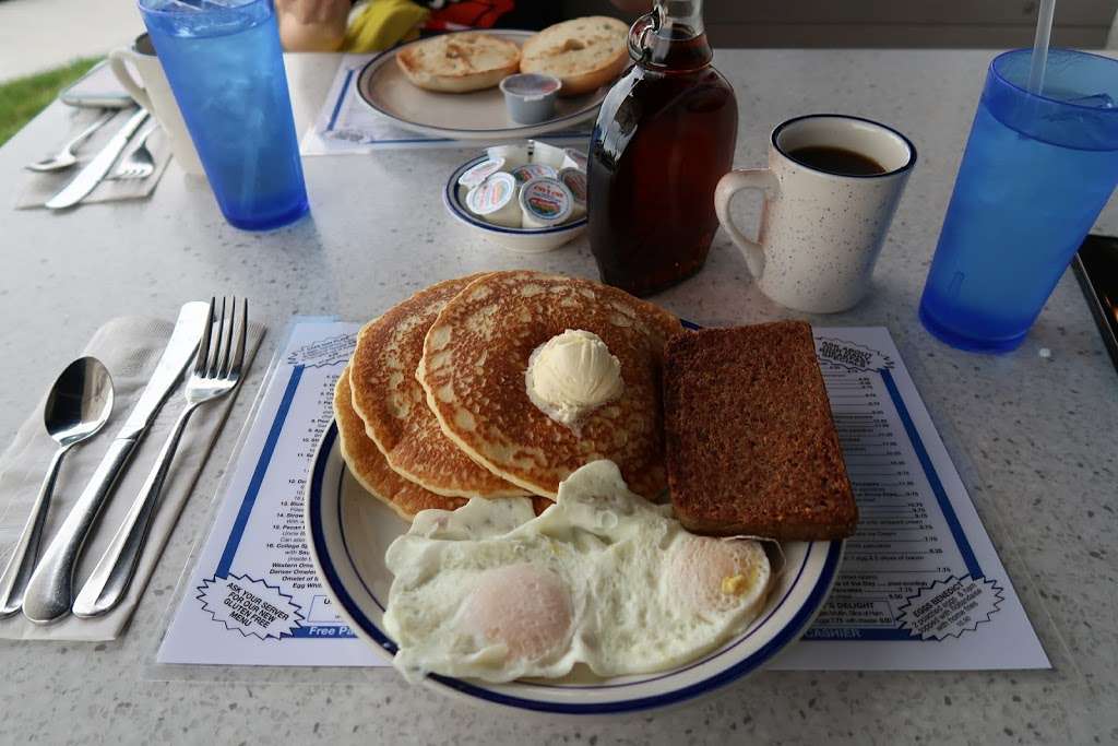 Uncle Bills Pancake House | 261 Beach Ave, Cape May, NJ 08204 | Phone: (609) 884-7199