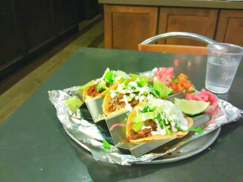 El Burro Tacos & Beer | 17401 S Avalon Blvd Suite D1, Carson, CA 90746, USA | Phone: (310) 217-0007