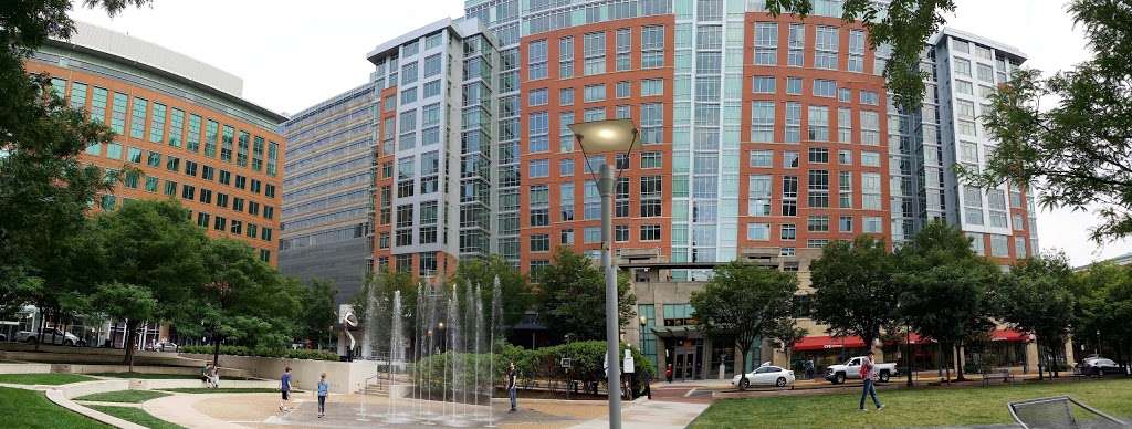 Splash Pad | 12023 Town Square St, Reston, VA 20190, USA | Phone: (703) 579-6720