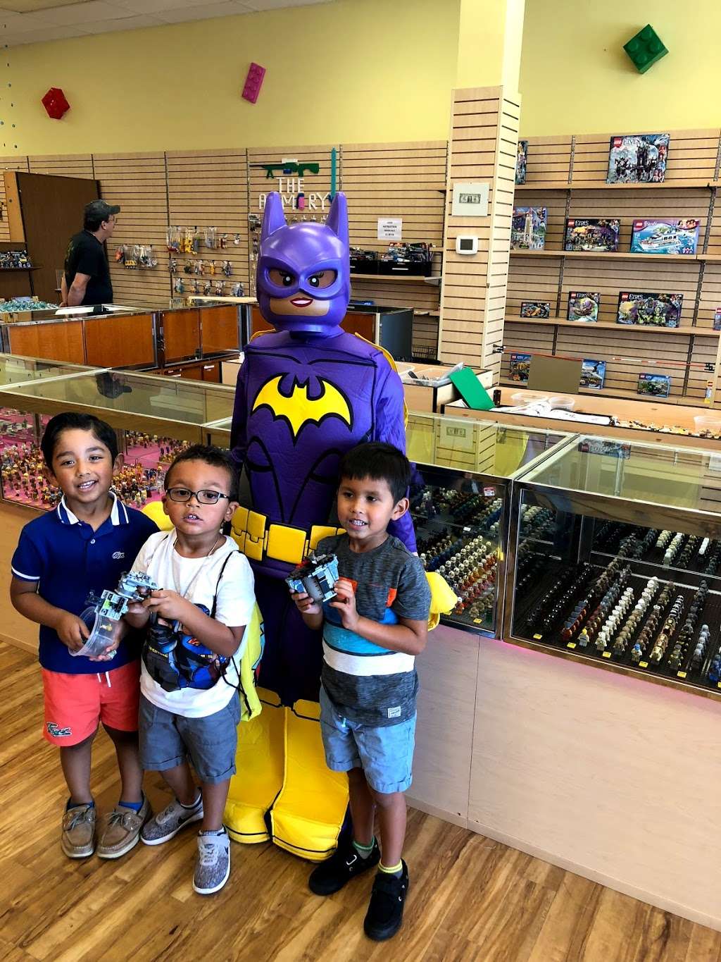 Bricks & Minifigs Sachse | 5250 TX-78 Suite 300, Sachse, TX 75048 | Phone: (469) 969-0045