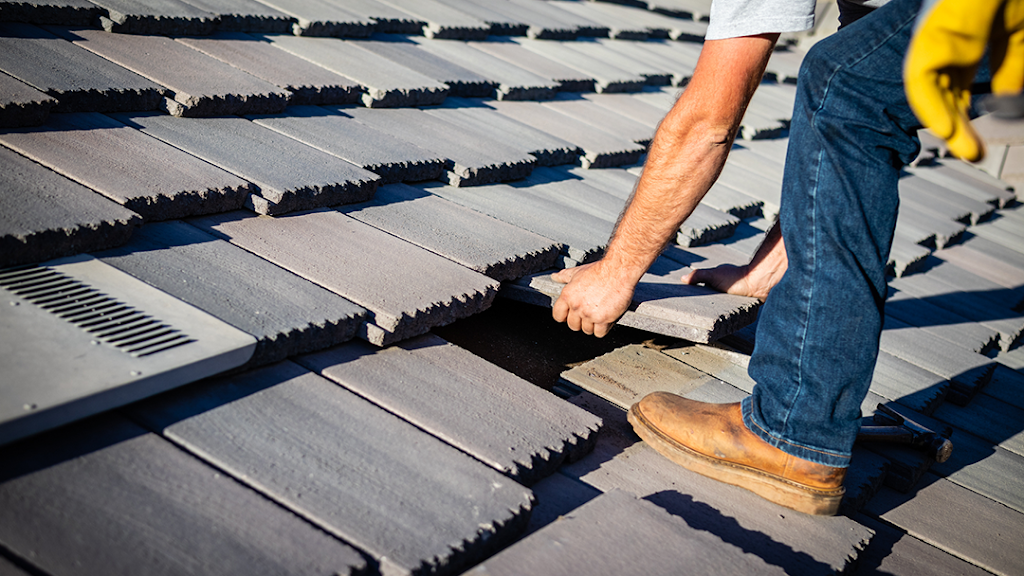 Inland Empire Roofing Co LLC | 264 E Main St, Riverside, CA 92507, USA | Phone: (909) 883-7663