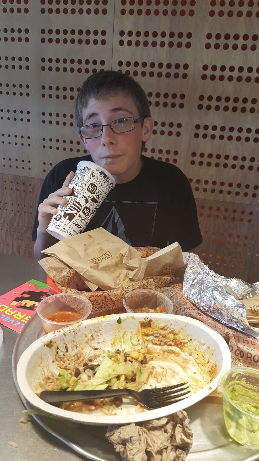 Chipotle Mexican Grill | 608 W Huntington Dr, Monrovia, CA 91016, USA | Phone: (626) 239-3033