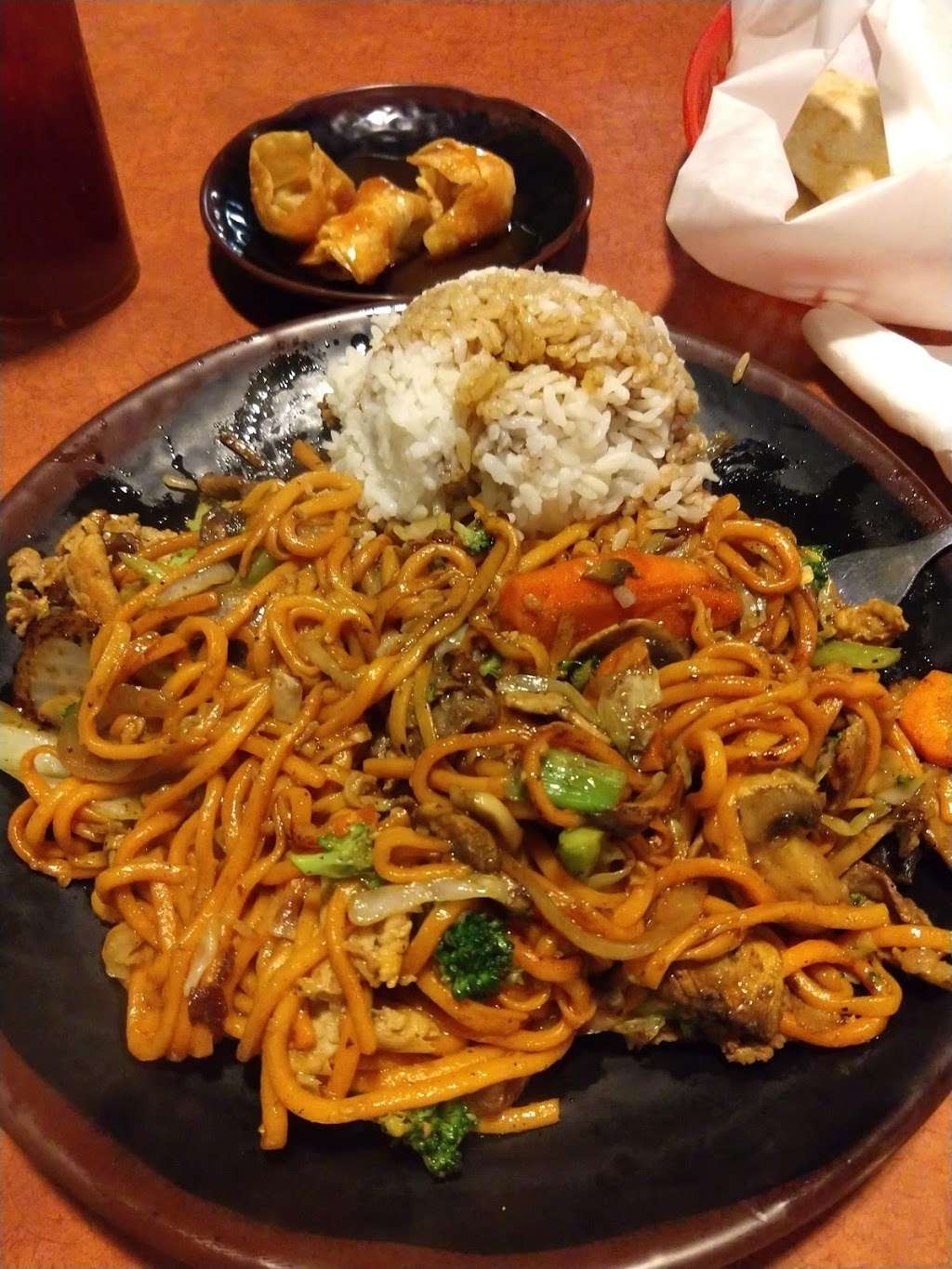 Wok & South | 2123 Ventura Blvd, Camarillo, CA 93010 | Phone: (805) 384-0406